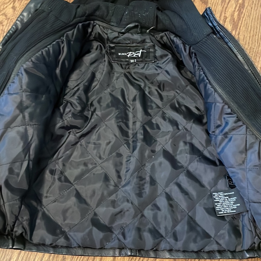 Great condition - Picture 2 of 3